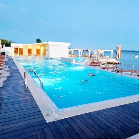 Residence-apartment-giuliano-punta Skala By Interhome * Petrcane
